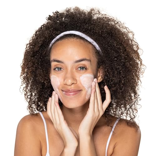 Neutrogena Skin Balancing Kaolin Clay Cleanser with 2% Polyhydroxy Acid (PHA), Mattifying & Conditioning Face Wash for Oily Skin, Paraben-Free, Soap-Free, Sulfate-Free, 6.3 oz