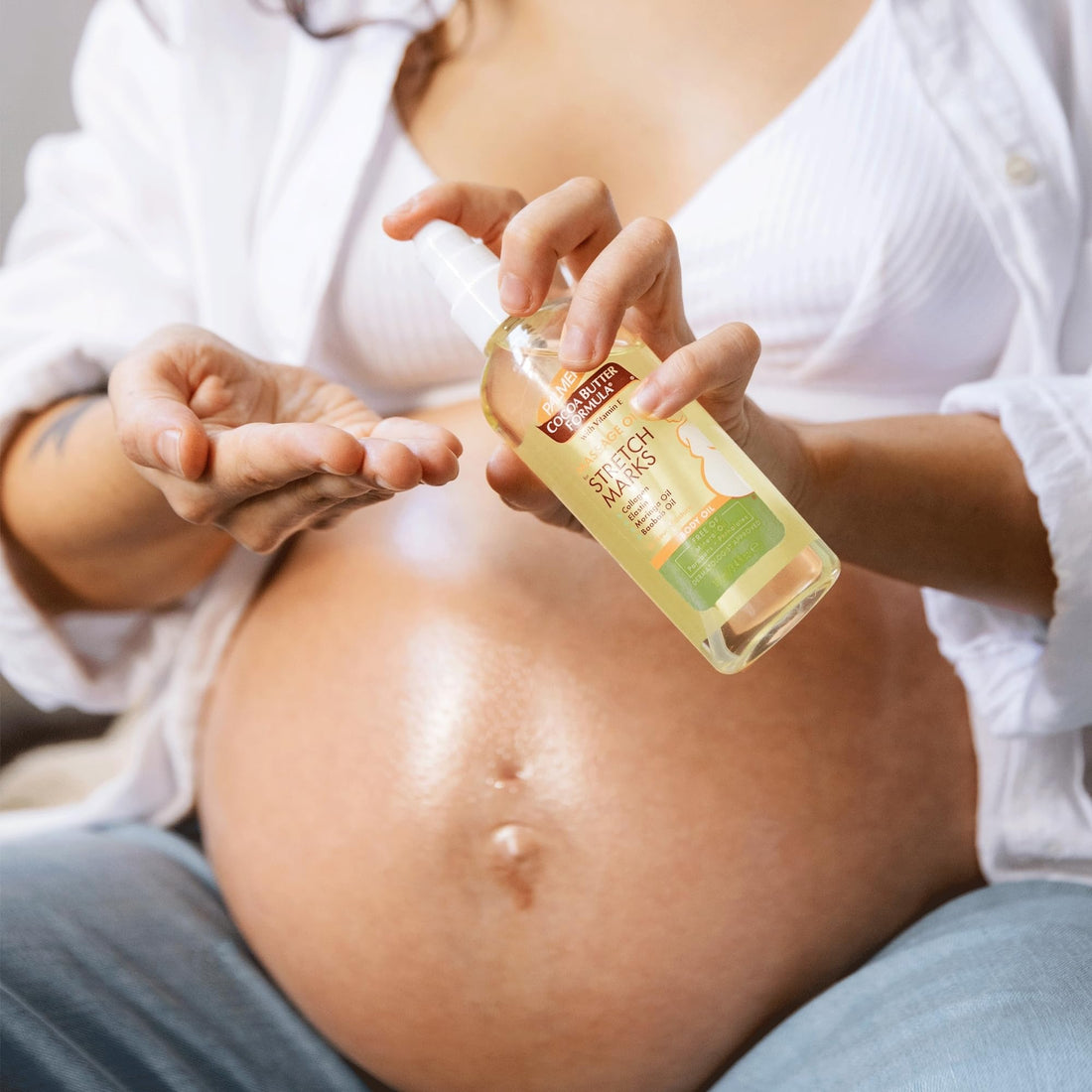 Palmer's Cocoa Butter Formula Massage Oil for Stretch Marks and Pregnancy Skincare, 3.4 Ounces