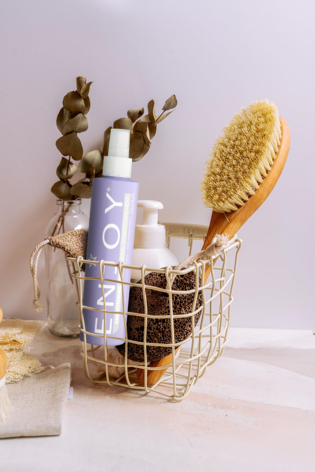 Enjoy Conditioning Spray, 10.1 Ounce