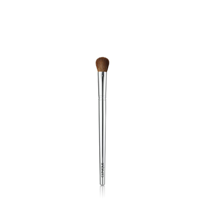 Clinique Eye Shader Brush For Eyes | Large + Plush, Ideal for Blending Eyeshadow