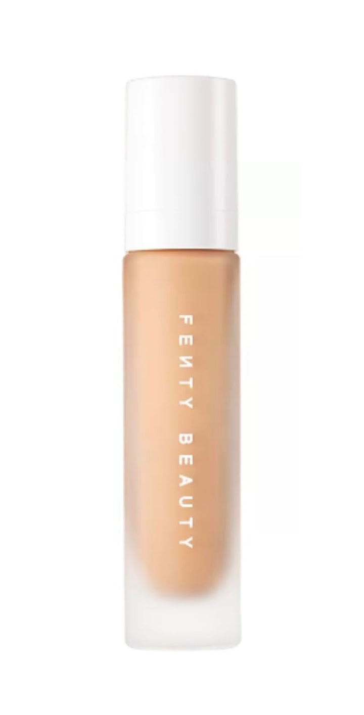 Fenty Beauty by Rihanna Pro Filt’r Soft Matte Longwear Liquid Foundation 125
