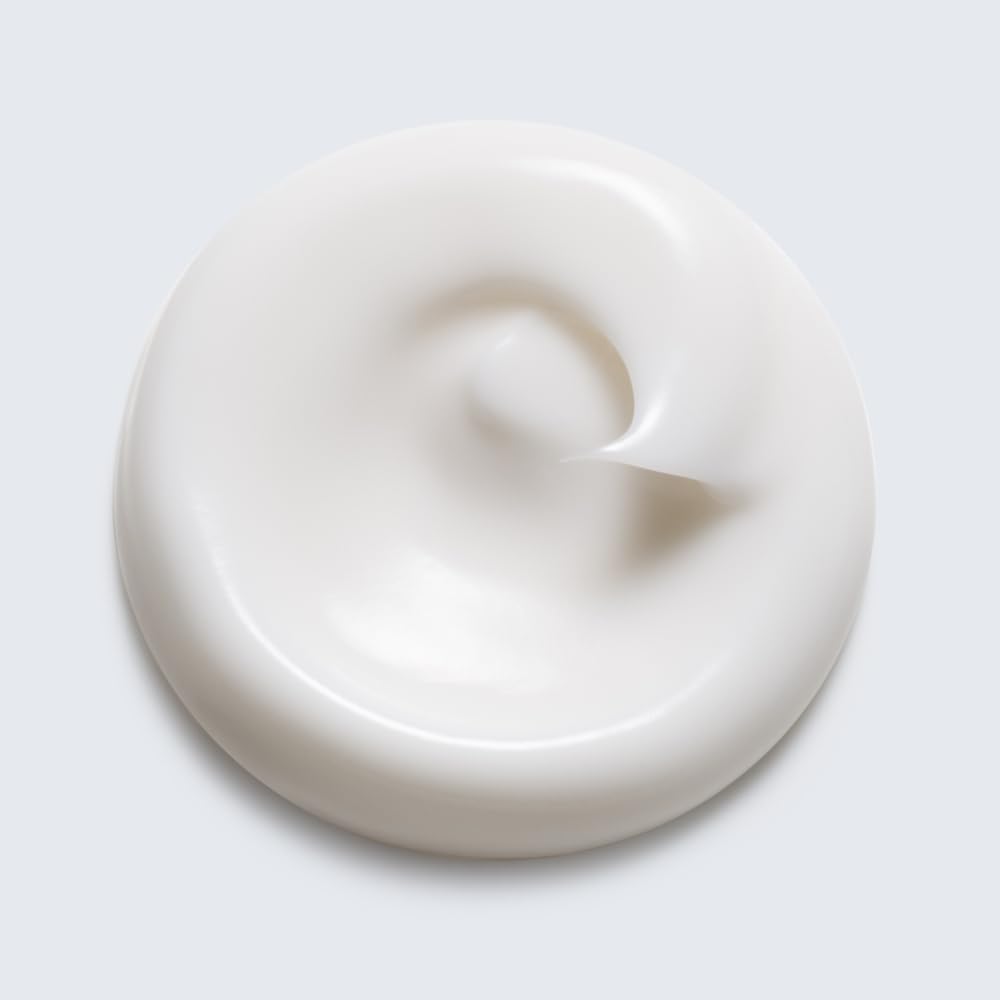 Estée Lauder Beautiful Magnolia Moisturizing & Nourishing Hand Cream with Notes of Lush Magnolia, Solar Gardenia, Warm Woods & Luminous Musk, 1.0 Ounce