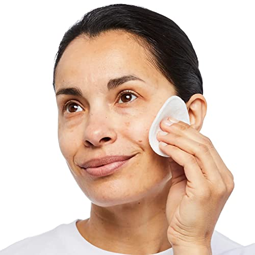 No7 Facial Toner Water - Pore Minimizing Toner for Oily Skin with Tri-VIT Complex, Vitamin E, B5 & C - Contains Meadowsweet + Ginseng for Refreshed & Energized Skin (6.7 fl oz)