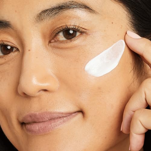 No7 Lift & Luminate Triple Action Fragrance Free Day Cream SPF 30 - Broad Spectrum Anti-Aging Face Cream - Hydrating Hibiscus Peptides & Hyaluronic Acid + Brightening Emblica & Vitamin C (1.69 Fl Oz)