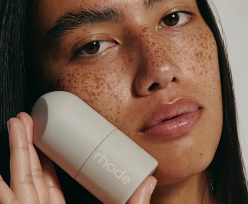 Rhode by Hailey Bieber Peptide Glazing Fluid 50ml / 1.7oz., White