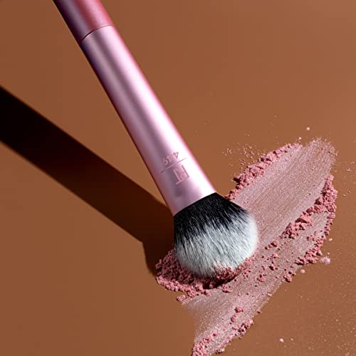 Real Techniques Tapered Cheek Makeup Brush, For Blush, Highlighter, Loose, Or Pressed Powder, Blush Brush With Synthetic Bristles, Precise Makeup Application, Aluminum Handle, Cruelty Free, 1 Count