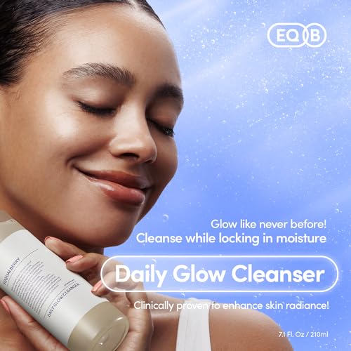 EQQUALBERRY pH Balanced Daily Glow Gel Cleanser 7.1 fl oz. 210ml Moisturizing finish, Gentle Gel Cleaning, Korean Skincare EWG Green