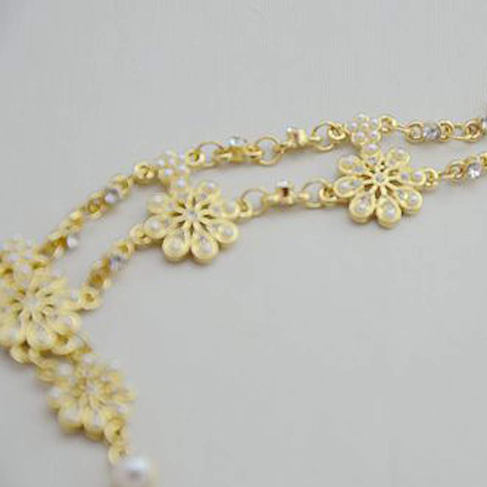 Kercisbeauty Boho Lace Hollow Out Flower with Freshwater Pearl Pendant Kercisbeauty Boho Vintage Multi Layer Hand of Fatima Pendant Head Chain Headband Head piece Hair Vine Hoop For Prom Banquet Feast