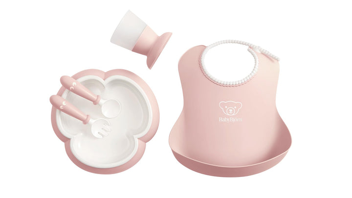 BabyBjörn Baby Dinner Set, 5 pcs, Powder pink Includes Baby Plate, Baby Fork, Baby Spoon, and Baby Cup Dishwasher Safe Toddler feeding set for self-feeding or baby-led weaning