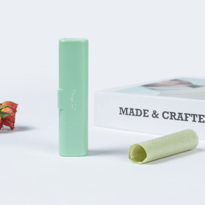 Natural Oil Blotting Paper Roll, Refillable Compact Dispenser No Shine Sheets, Absorb Excess Shine on Face or Scalp Instantly, Men and Women Facial Skin Care or Make Up Must Have (Green Tea)