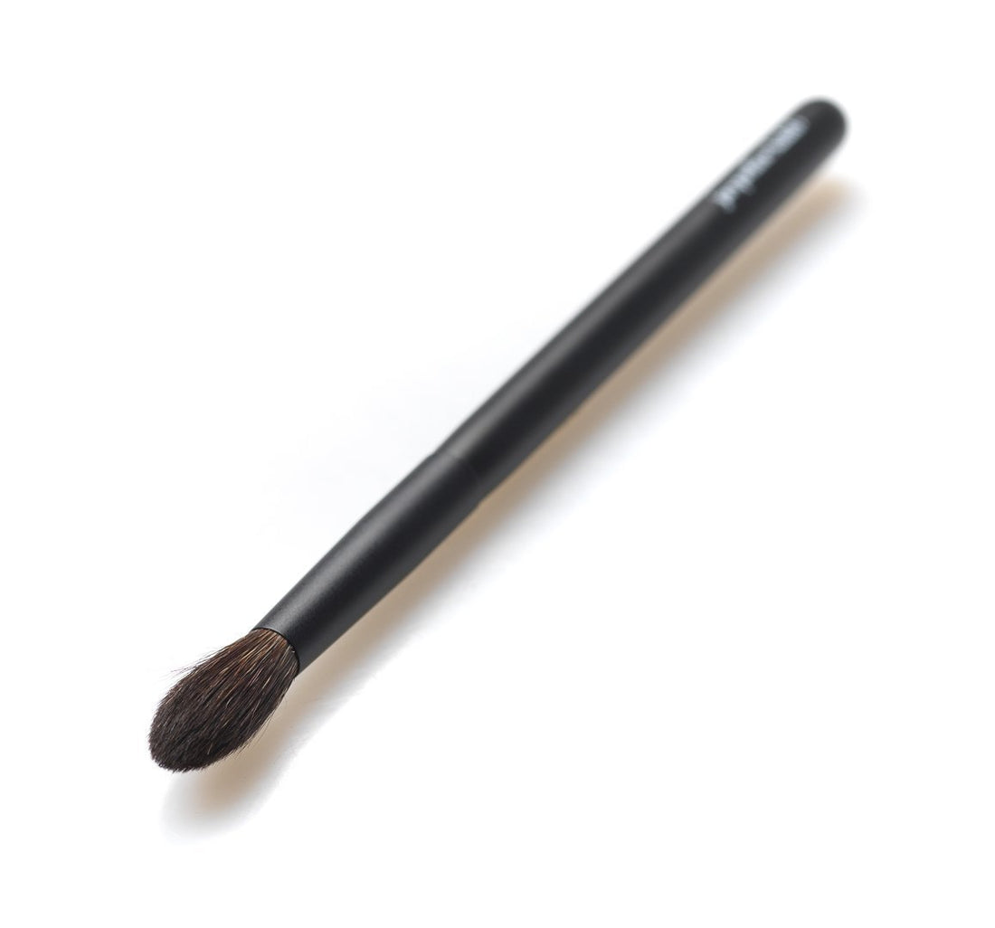 Smoulder Brush - Smokey Eye Maker Floppy Blendy Eyeshadow Brush, by Jacqueline Kalab - Self Makeup Length 4.9in