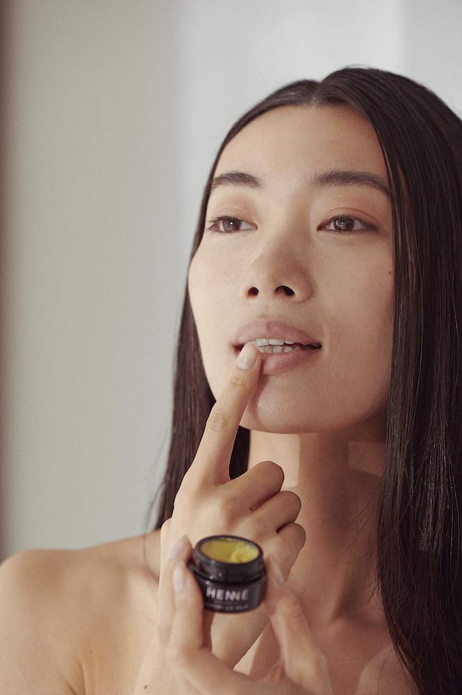 Henné Organics Luxury Organic Lip Balm, 0.35 Ounces, Clear, Mild and Natural Scent