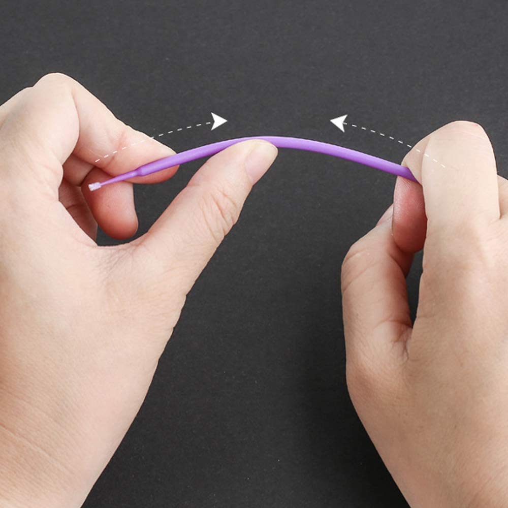 4 Colors Available 100PCS/Bag Disposable Micro Applicator Brushes, Women Disposable Eyelash Extension Brushes for Makeup brushes, Extension Mascara Brush Eyelash Glue Cleaning Stick, (2.5mm)(yellow)