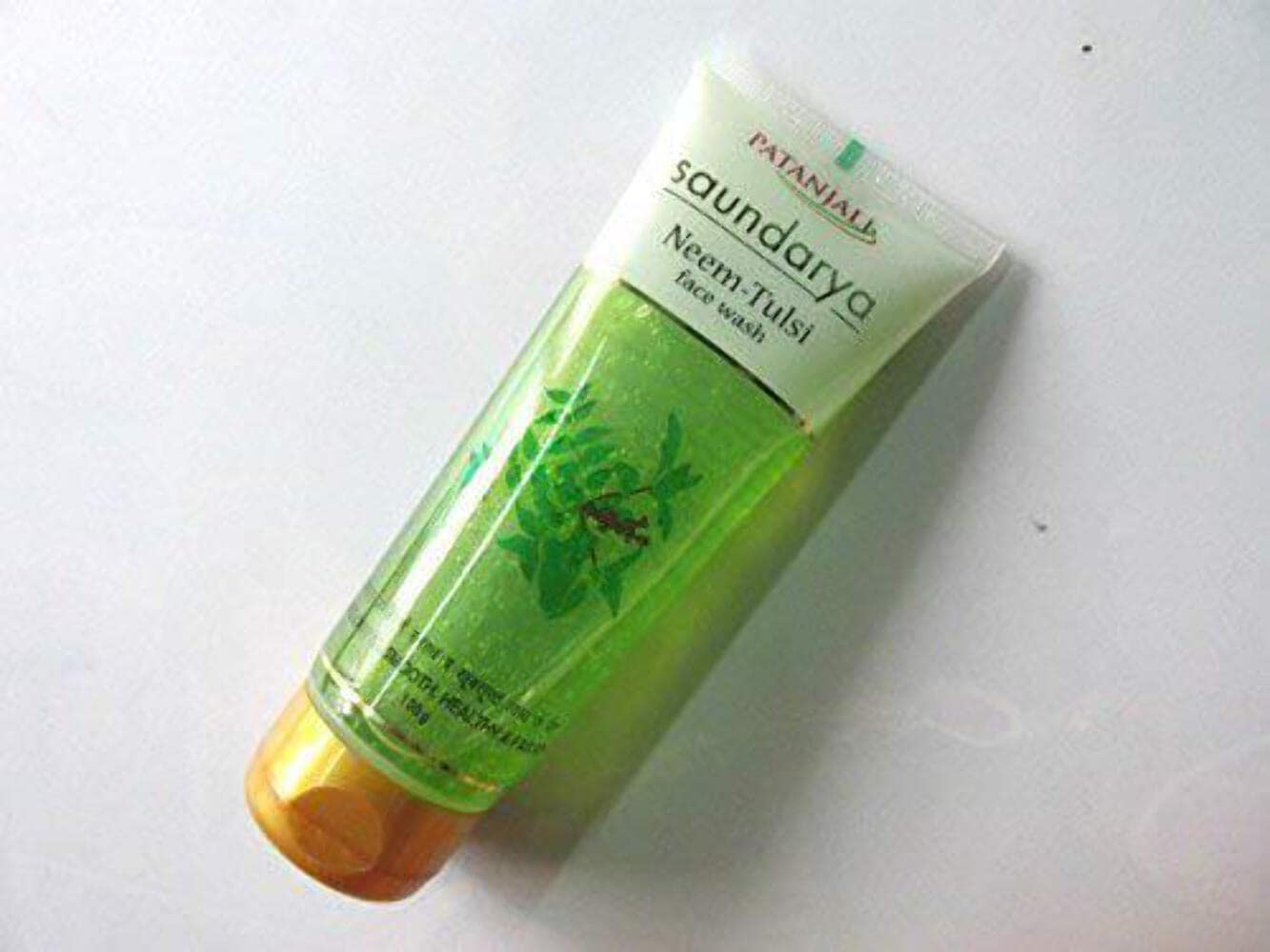 Patanjali Saundarya Neem-Tulsi Face Wash 100g