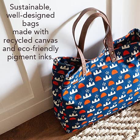 Maika Cosmetic Bag Pouch Waxed Ash, Medium