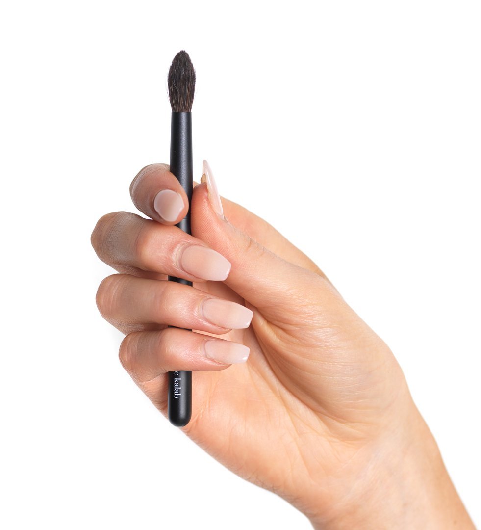 Smoulder Brush - Smokey Eye Maker Floppy Blendy Eyeshadow Brush, by Jacqueline Kalab - Self Makeup Length 4.9in