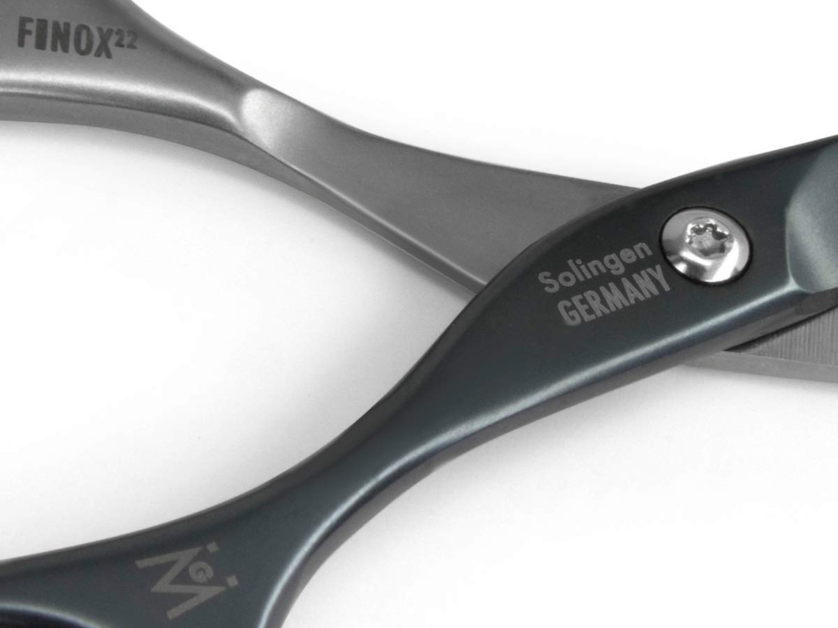 NEW Self sharpening tower point cuticle scissors FINOX22 Titanium coated by GERmanikure