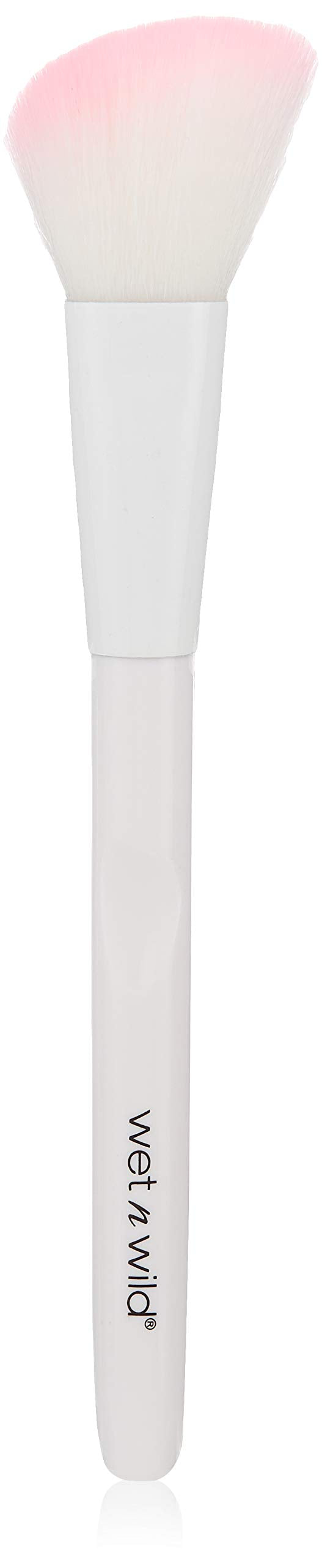 Wet n Wild, Makeup Brush, Contour Brush, Plush, Angled Brush to Fit the Contours of Your Face, Sculpt and Shape, Easy-to-use Makeup Brushes