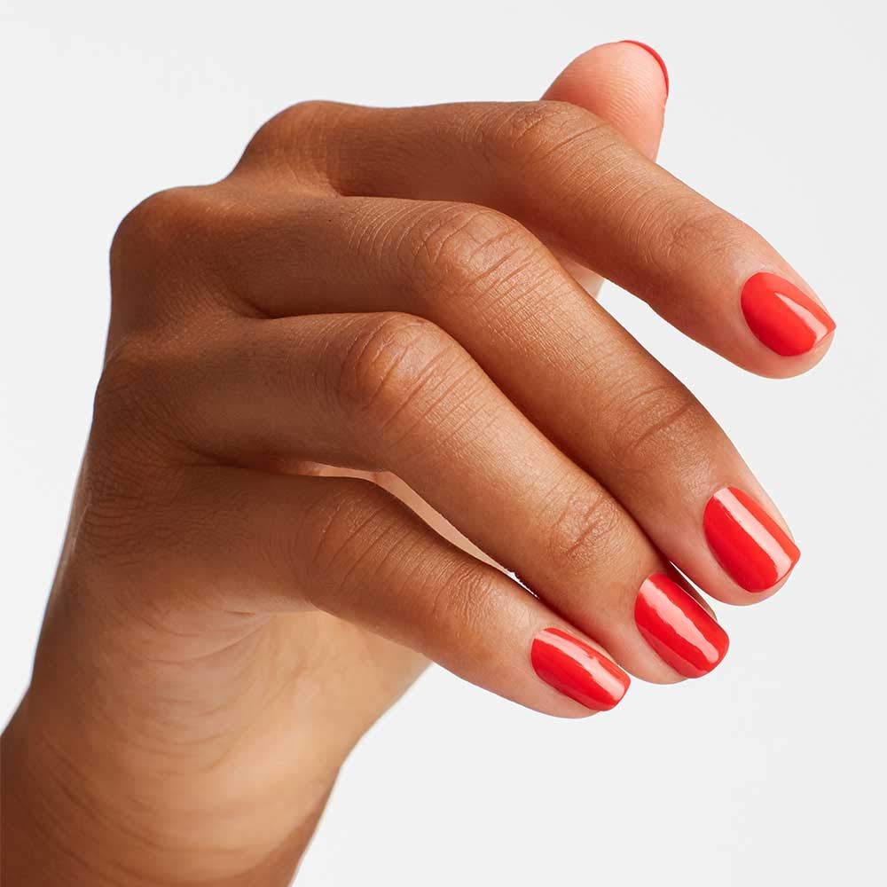 O.P.I Nail Lacquer | Miami Beet (Maroon) | 15 ml | Long-Lasting, Glossy Nail Polish | Fast Drying, Chip Resistant