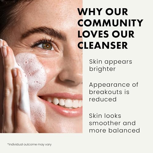 * Salicylic Acid Foaming Cleanser - Unclogs Pores, Prevents Pimple Breakouts - 3X Clearer Skin with Niacinamide, Vitamin E and Green Tea - 5.1 oz/150 ml