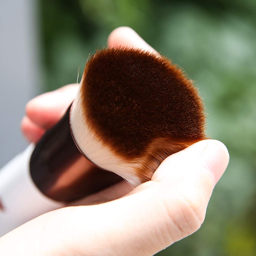DUCARE Synthetic Bristle Kabuki Brush - White