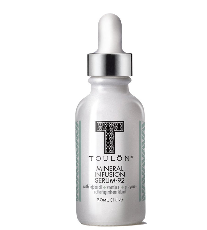 Anti Wrinkle Firming Serum For Face, Neck & Decollete with All Natural Minerals & Antioxidants like Vitamin E. Reduces Wrinkles & Tightens & Firms Skin. No Risk/Free Gift