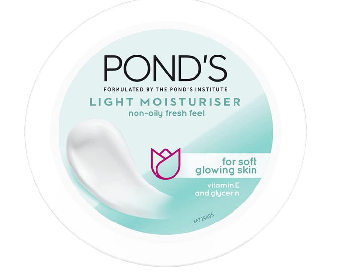 Pond's Light Moisturiser - 100ml/3.38 fl.oz