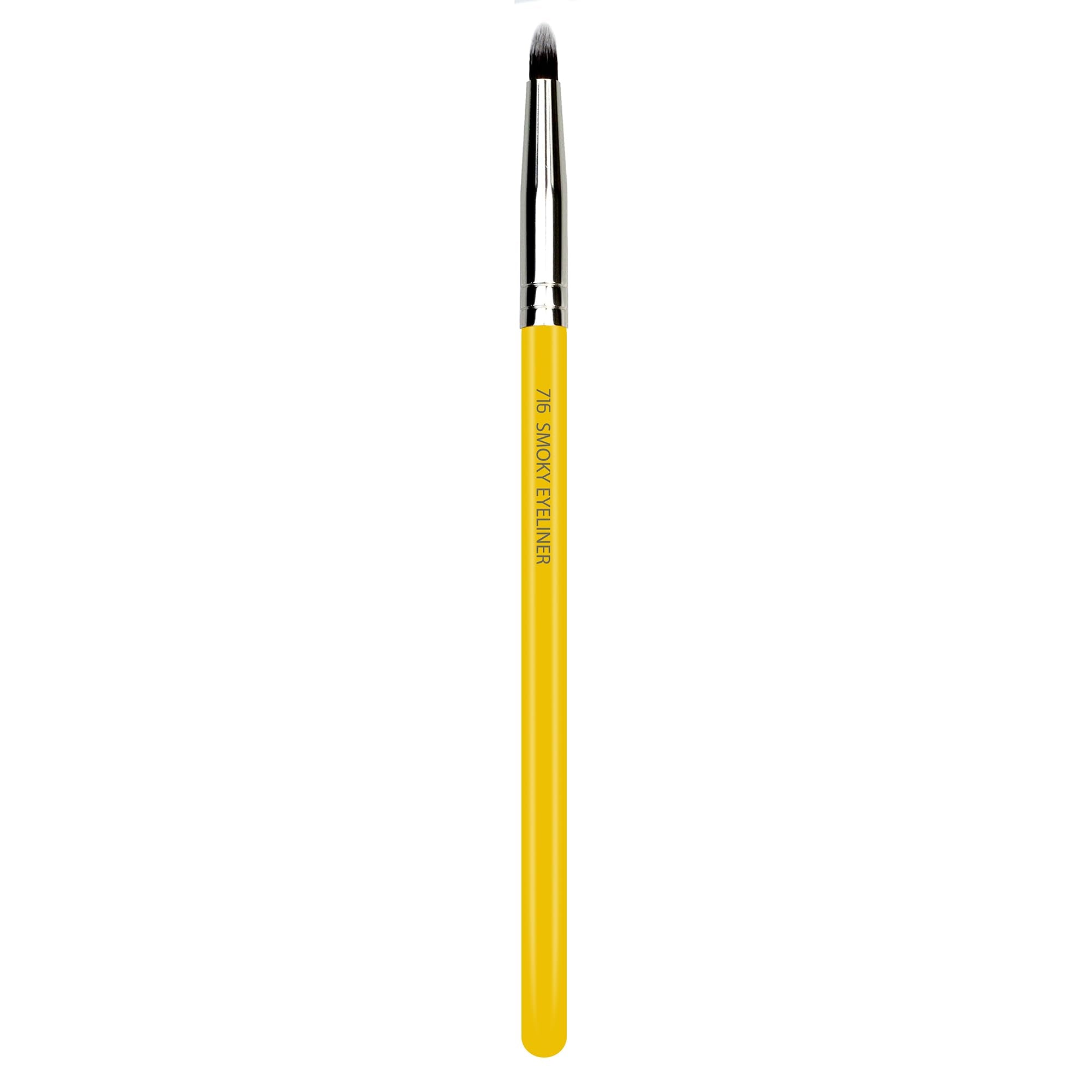 Bdellium Tools Professional Makeup Brush Studio Line - Smoky Eyeliner 716