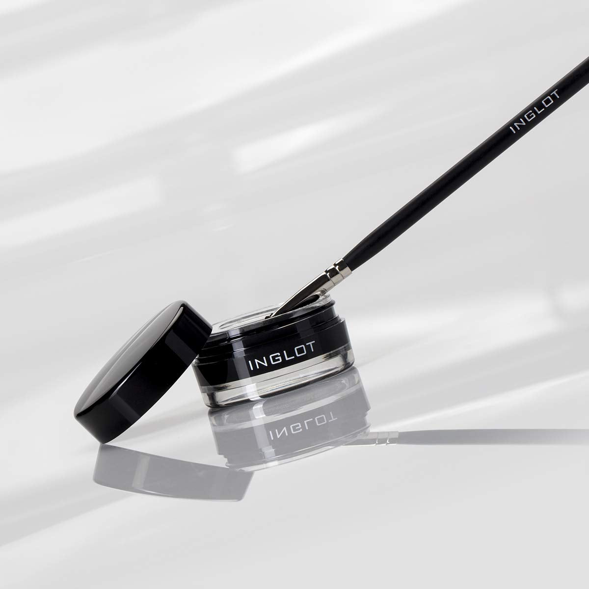 Inglot AMC Matte Finish Eyeliner Gel, 77 Black, 5.5g