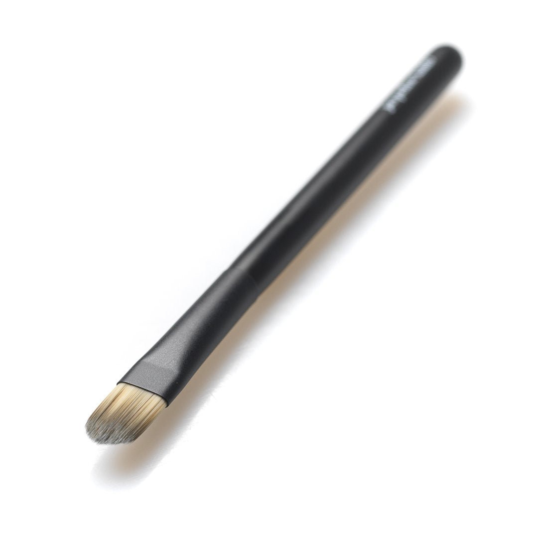 Flat Concealer Brush, By Jacqueline Kalab - Artiste - 5.7In