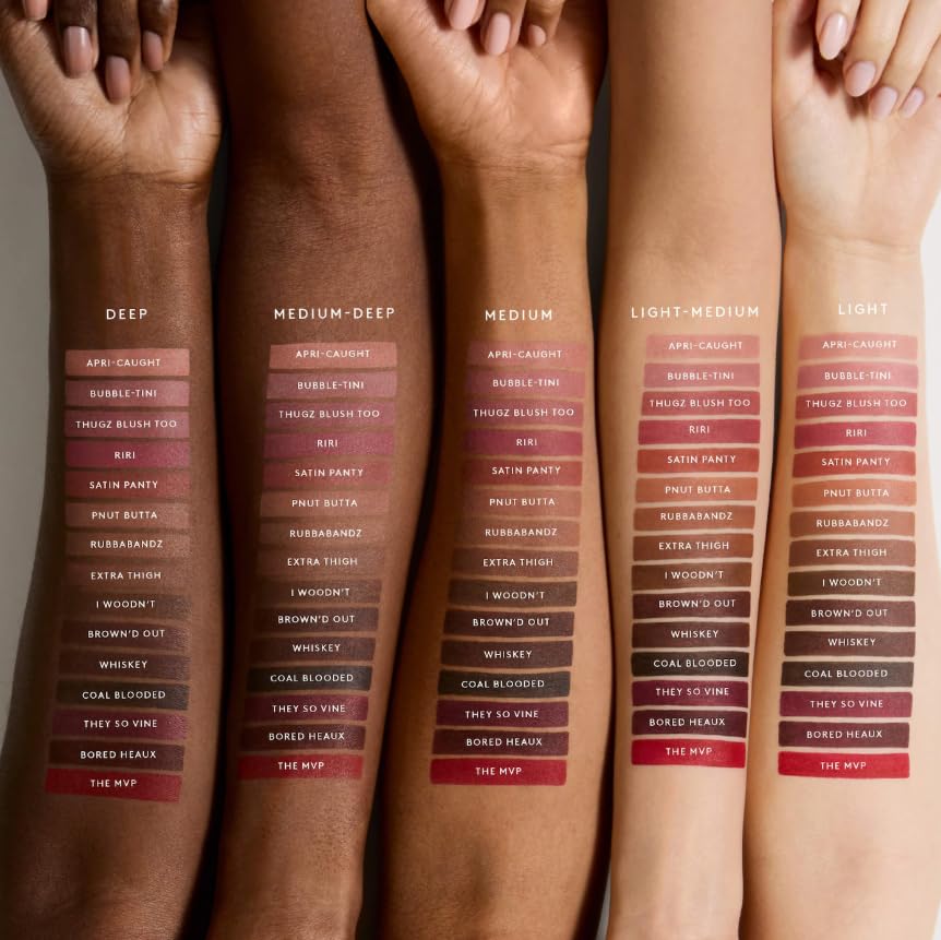 Fenty Beauty by Rihanna Bright Fix Instant Brightening+Blurring Powder - Banana