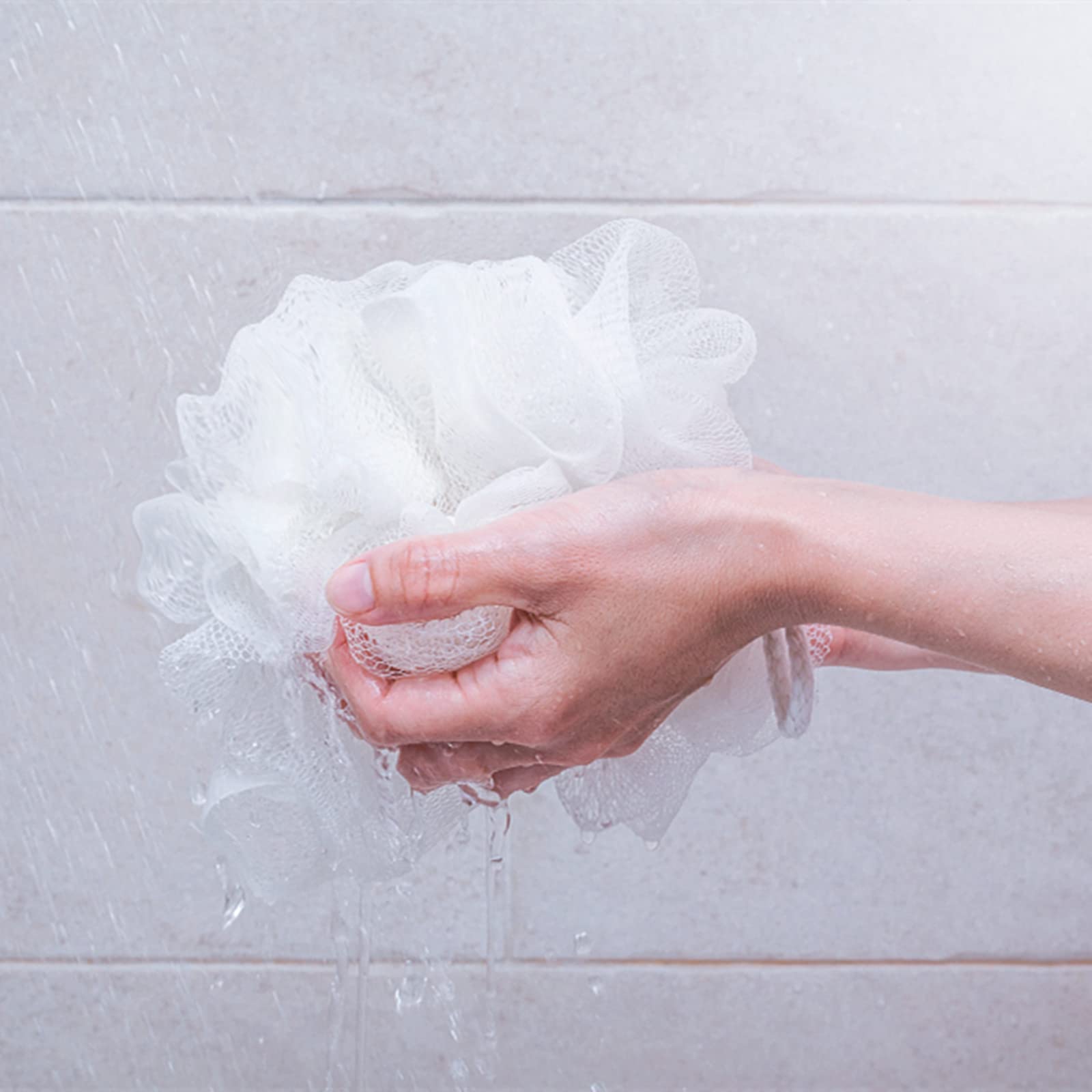 BTYMS 4 Pieces Shower Loofahs Bath Sponges 60g/pcs Mesh Puffs Body Scrub Luffas Bath Scrunchies for Shower Exfoliate