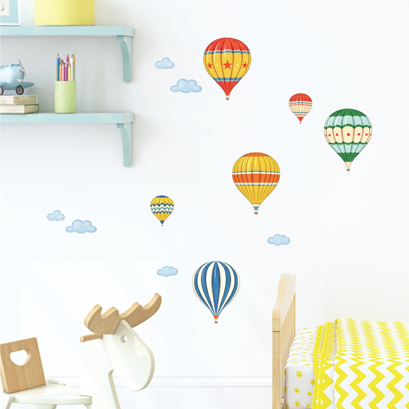DECOWALL DS-8011 Colourful Hot Air Balloons Kids Wall Stickers Wall Decals Peel and Stick Removable Wall Stickers for Kids Nursery Bedroom Living Room (Small) dcor