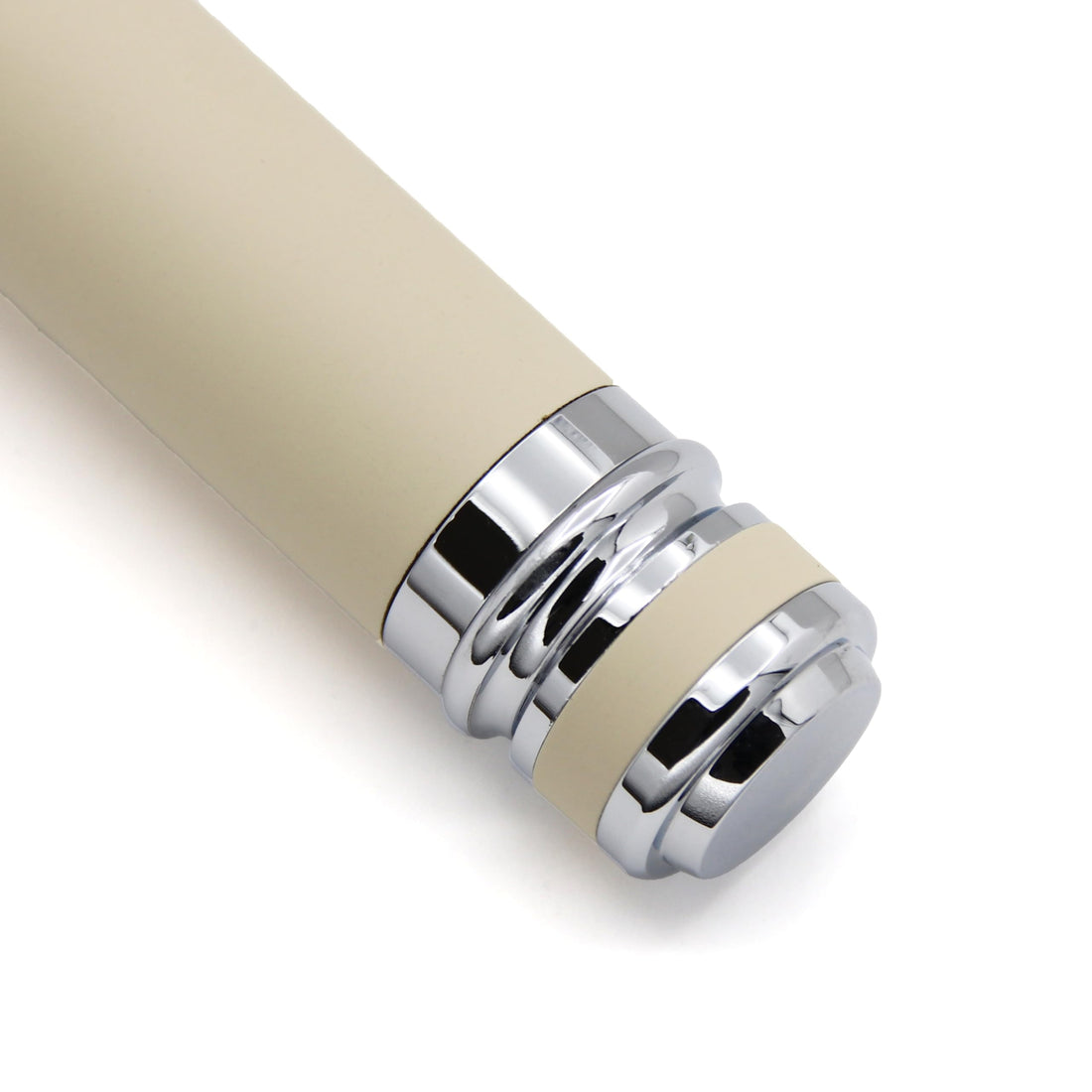 Ivory Rubber Coated , Short Handle : Edwin Jagger Double Safety Razor Ivory