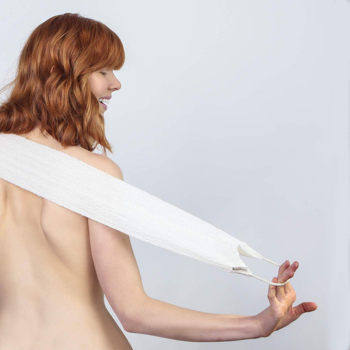 Daily Stretch Wash Cloth - Daily Concepts - Your Stretch Wash Cloth Expands To Reach Your Back And Has Just The Right Texture For An Efficient And Luxuriant Shower Experience.