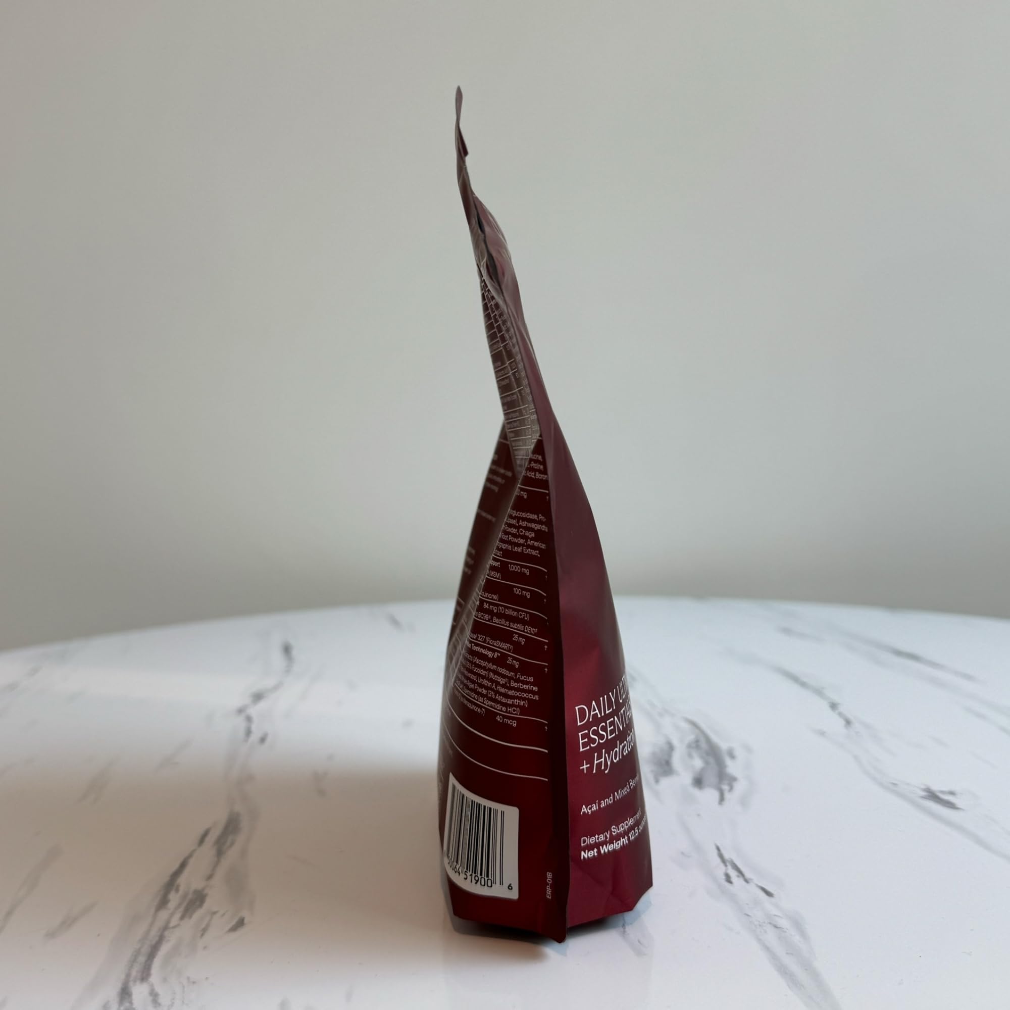 IM8 Daily Ultimate Essentials All-in-One Multivitamin Supplement (30 Servings, Starter Kit - Scoop + Tumbler Included)