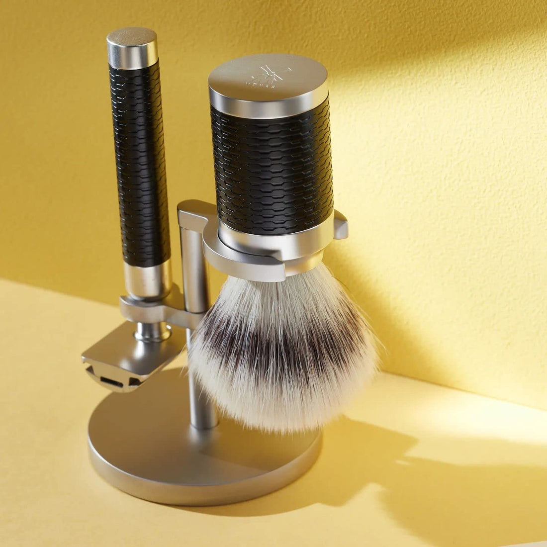 MÜHLE ROCCA R95 - Birch Bark Wood | 100% Stainless Steel Mild Luxury Safety Razor for Beginners, Birthday, Father's Day Gift for Him, Shaving Razor Barber Smooth for Men | Unique German Design