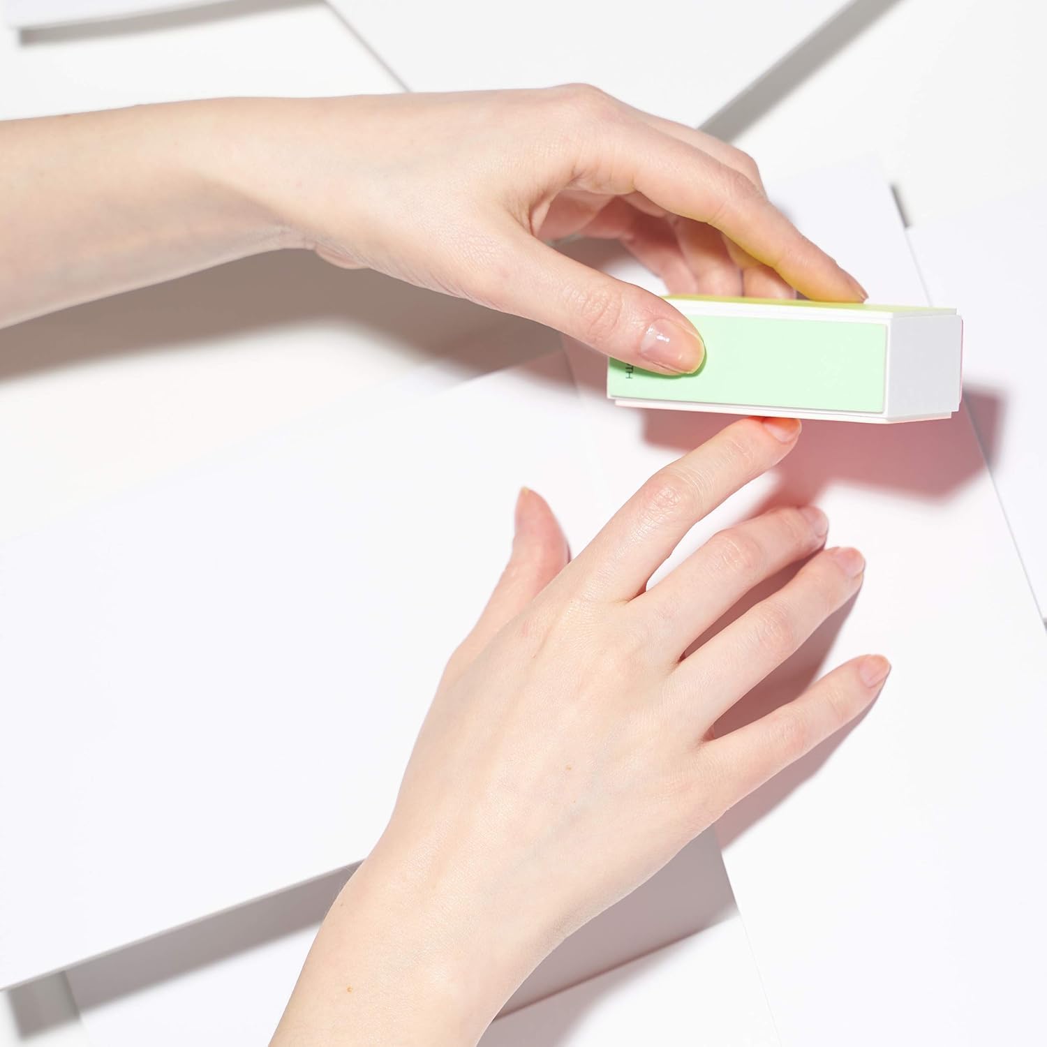 Tweezerman Neon 4-in- File, Smooth & Shine Block