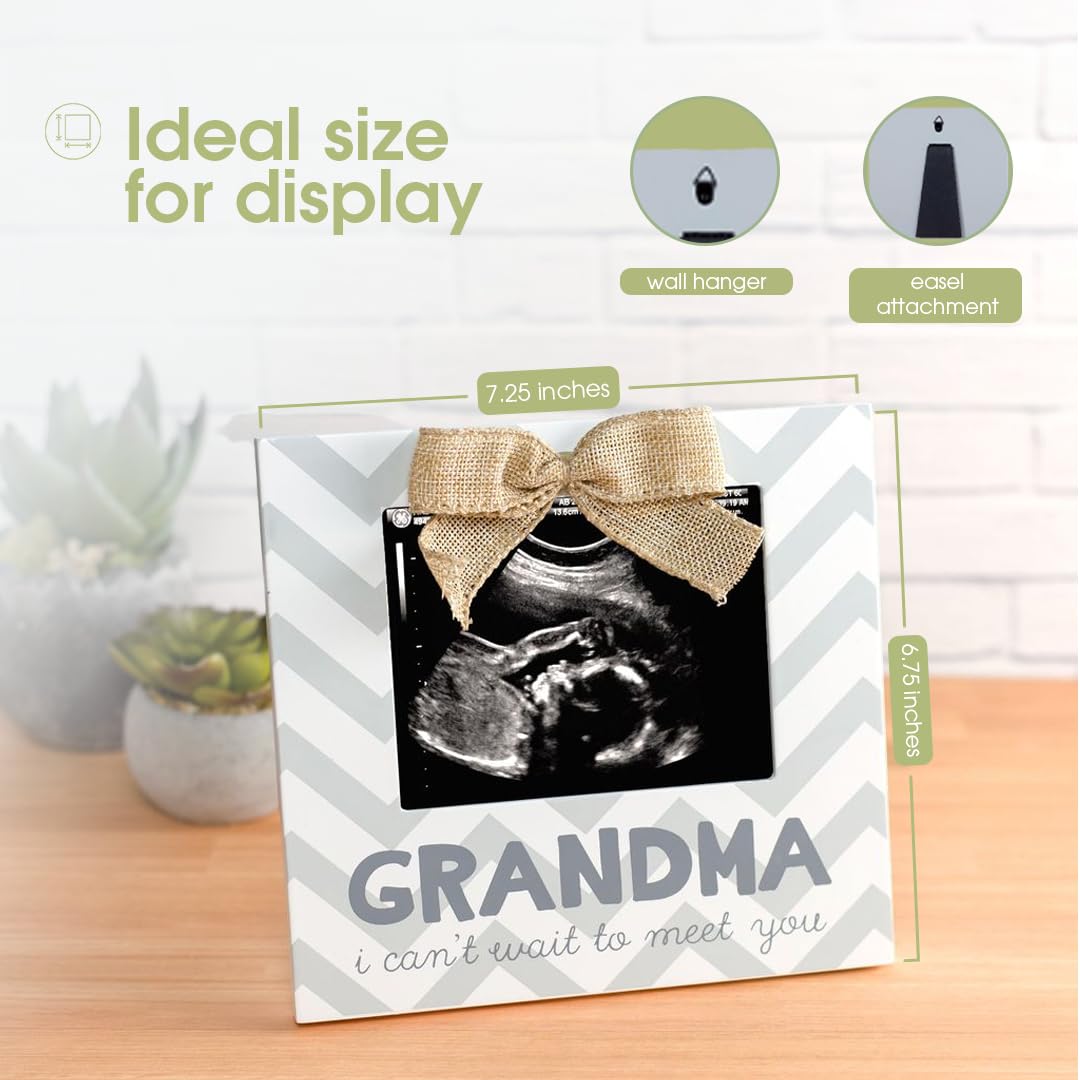 Pearhead Grandma Pregnancy Announcement Sonogram Picture Frame, Ultrasound Photo Frame for New Grandparents, Ideal Pregnancy Reveal Keepsake for Grandmothers, 4x5 Photo Insert, Chevron Gray