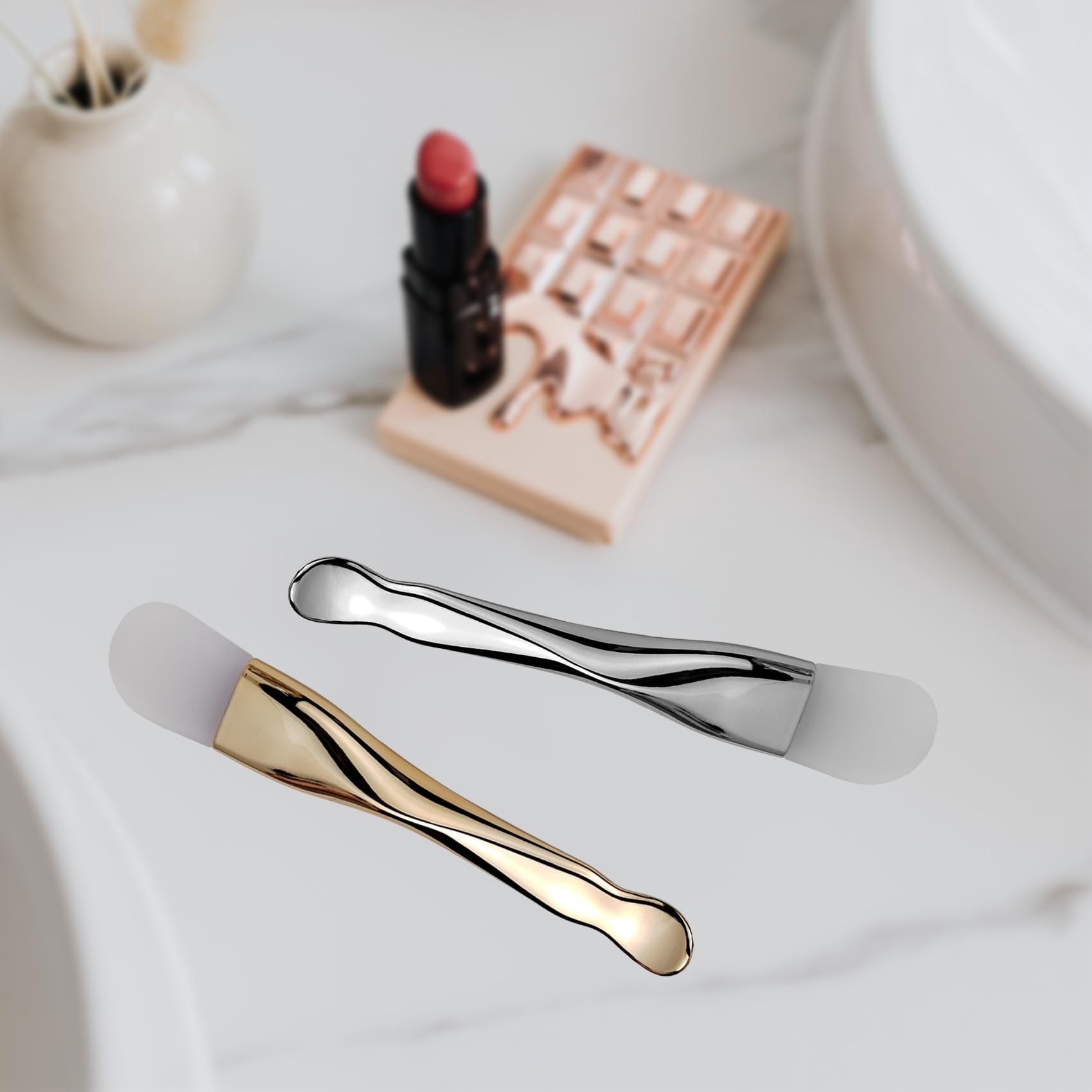 Silicone Face Mask Applicator 2 Packs Dual End Exfoliating Silicone Face Scrubber Soft Makeup Beauty Brush Tools for Clay, Cream, Gel, and Mud Facial Masks (Gold&Silver)