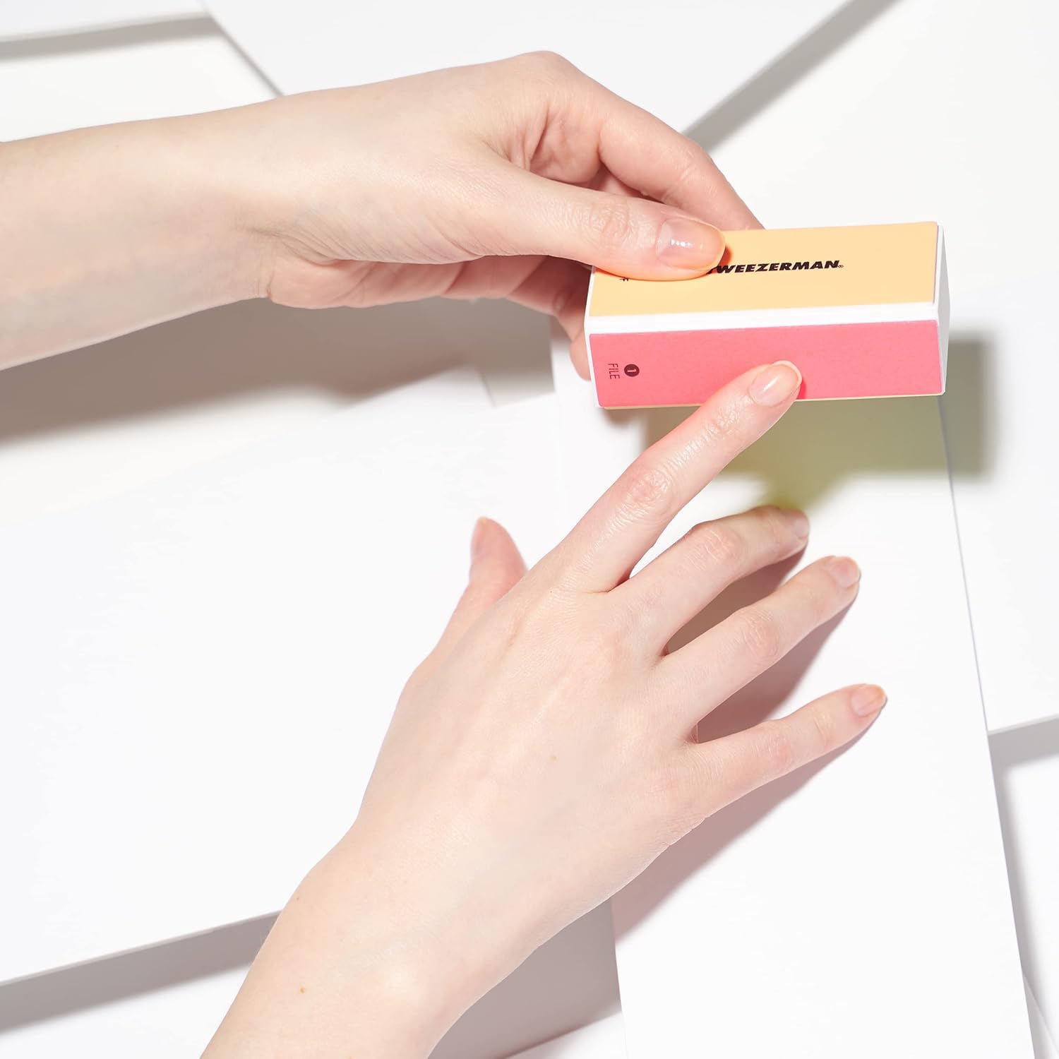 Tweezerman Neon 4-in- File, Smooth & Shine Block