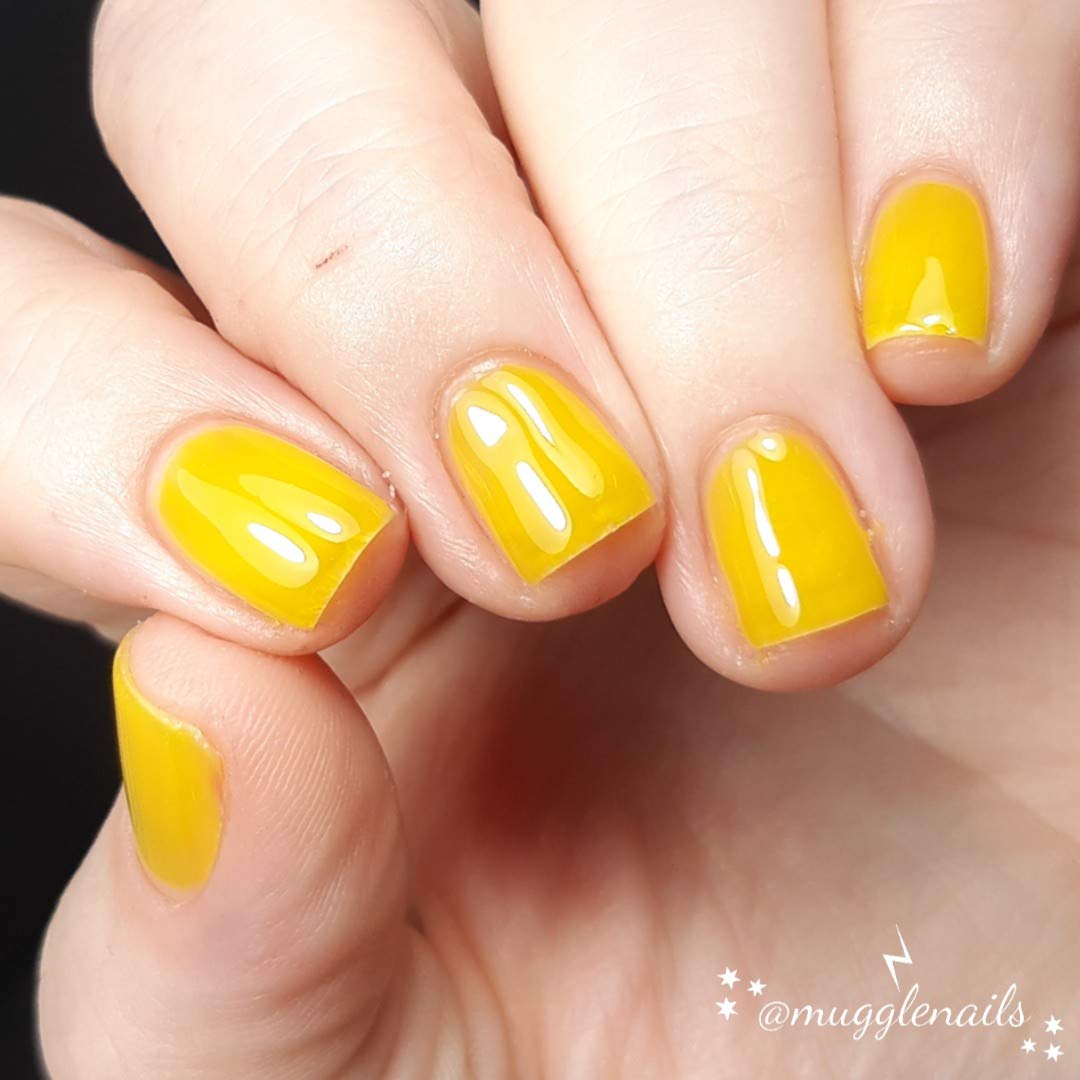 AIMEILI Shellac Soak Off UV LED Gel Nail Polish - Neon Canary Yellow (052) 10ml