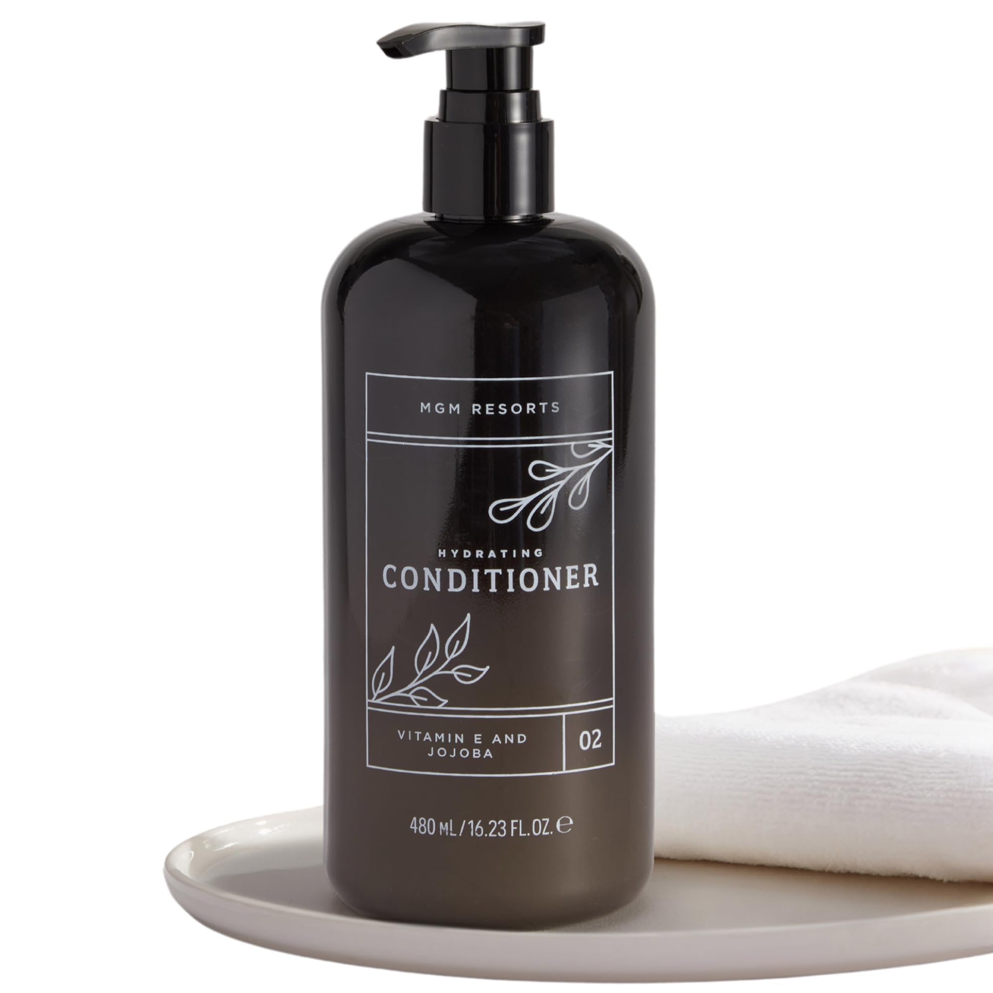 MGM Resorts Hydrating Conditioner - Vitamin E & Jojoba Oil - Scent of Fig, Cranberry & Bergamot - Hotel Conditioner - 16.23 oz