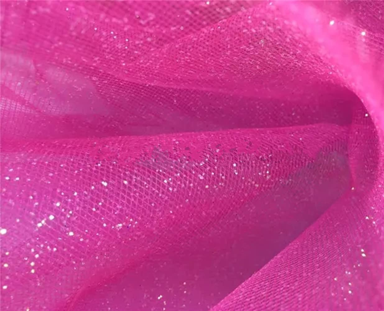 Go Ho UV Pink Hair and Body Glitter Spray, Festival UV Glitter Effect Glitter Powder Makeup for Hair/Body/Clothes,Glitter Dry Powder Spray Loose Sparkle Makeup,10g