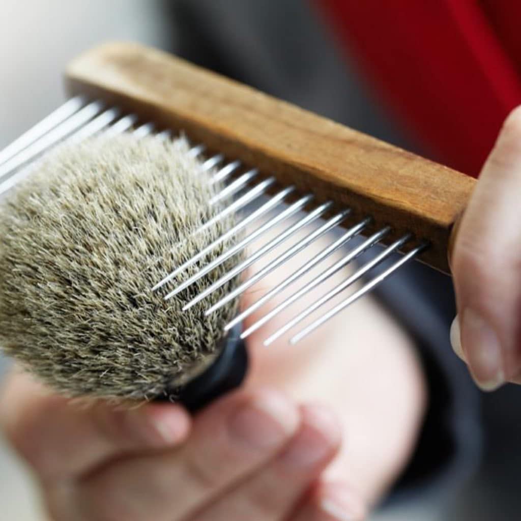 MÜHLE Classic Olive Wood Small Silvertip Fiber Shaving Brush - Synthetic Luxury Shave Brush for Men, Rich Lather