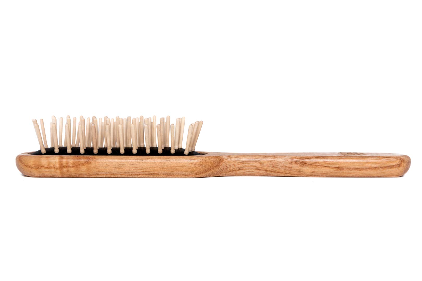 Rectangular brush in ash wood with regular pins