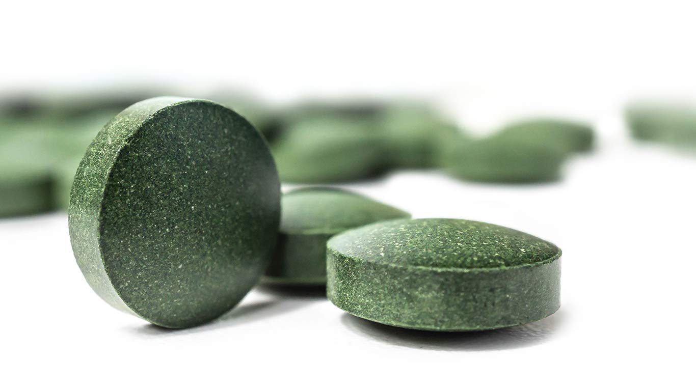 On Target Living Organic Spirulina Chlorella | USDA Organic | 1000 Tablets- 250 G (8.8 oz) | Vegan | Immune System Boosting | Alkalyzing | Nutrient Dense | Detoxifying | Protein Dense