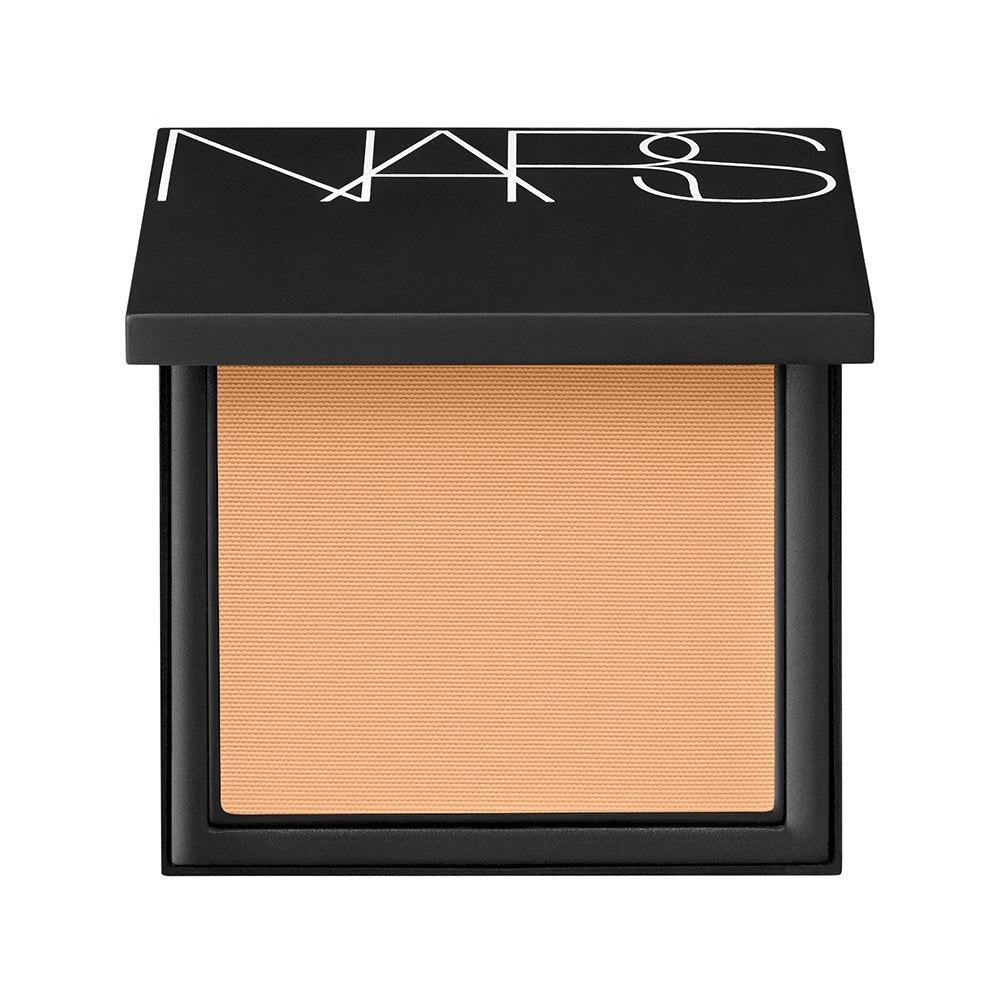 All-Day Luminous Powder Foundation SPF 24 Punjab