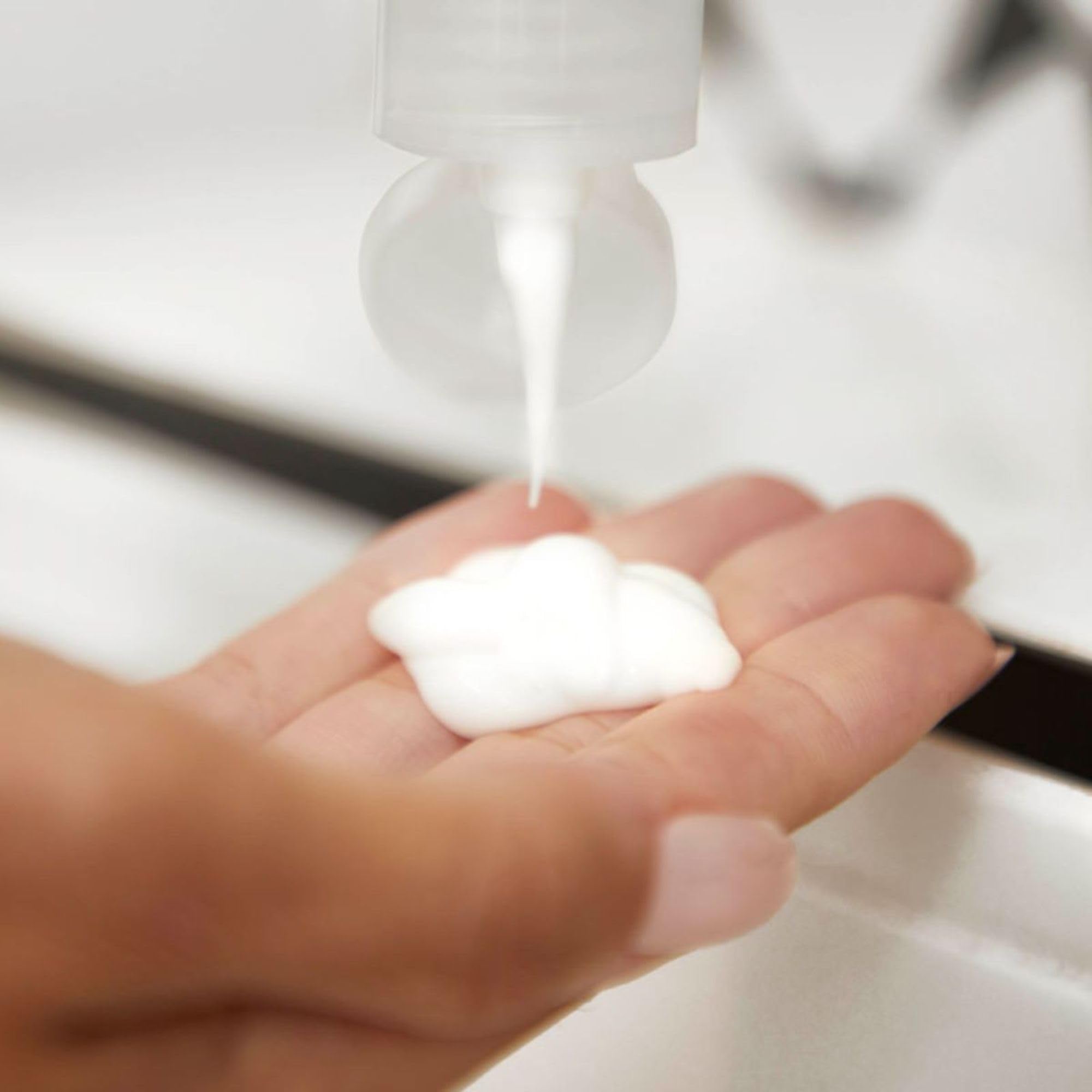 Tea Tree Hemp Restoring Conditioner & Body Lotion, 2-in-1 Hydration, For All Hair Types, 10.14 fl. oz.