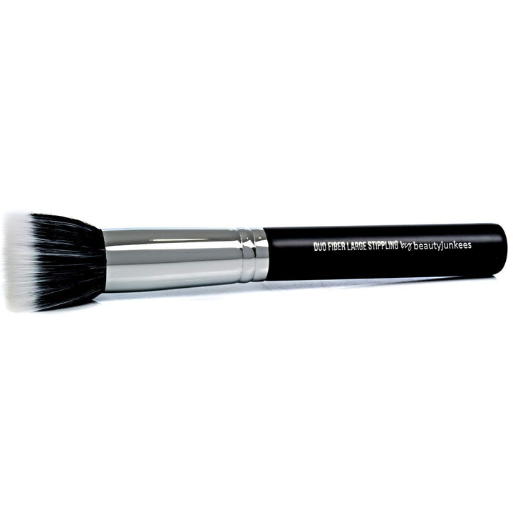 1 Pc Duo Fiber Large Stippling, Black: Beauty Junkees Pro Duo Fiber Large Stippling Makeup Brush To Blend Liquid Foundation For A Sheer Flawless Skin Perfecting Finish, Synthetic